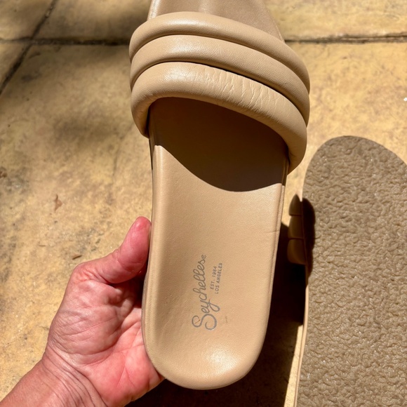Seychelles Low Key Slide Sandals in Nude - Picture 3 of 6